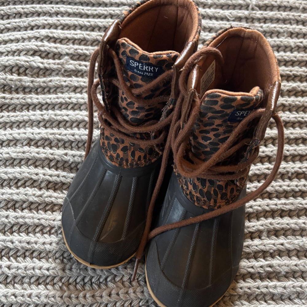Sperry Kids Leopard and Black Duck Boots